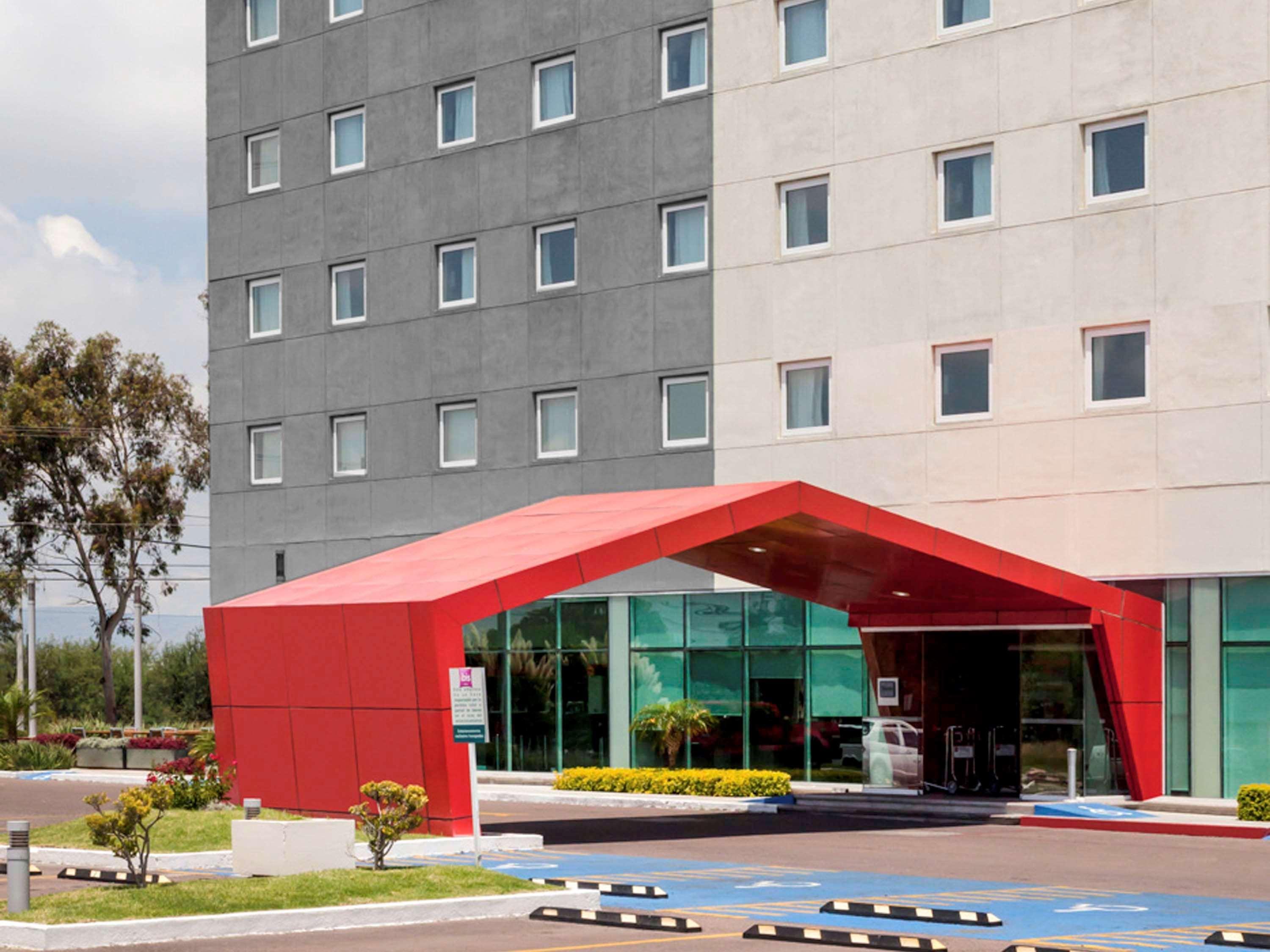 Ibis Aguascalientes Norte Esterno foto