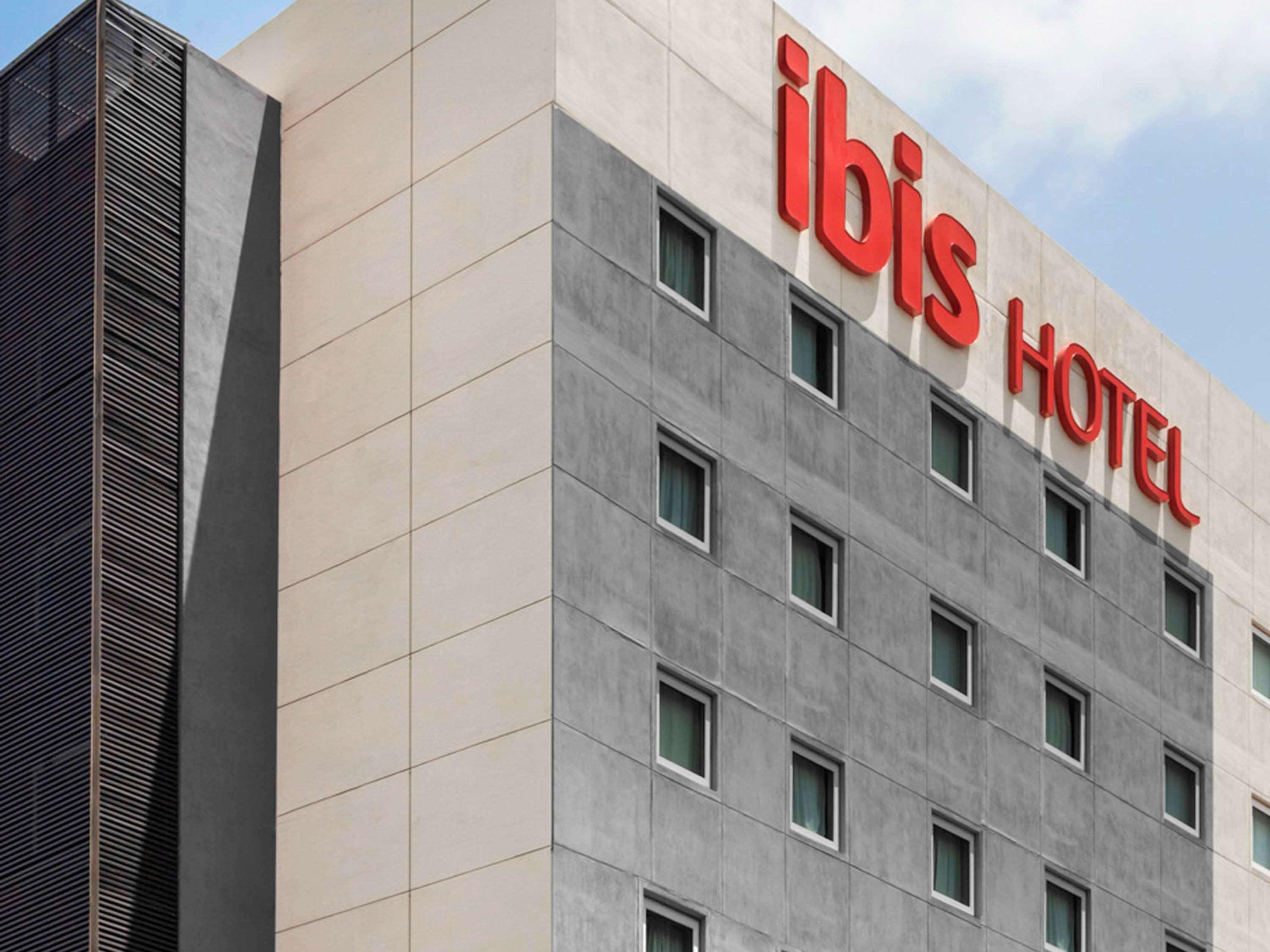 Ibis Aguascalientes Norte Esterno foto
